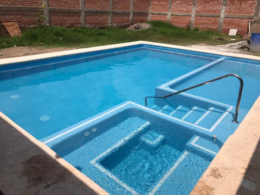 Alberca rectangular compacta — ALCO Piscinas Guadalajara